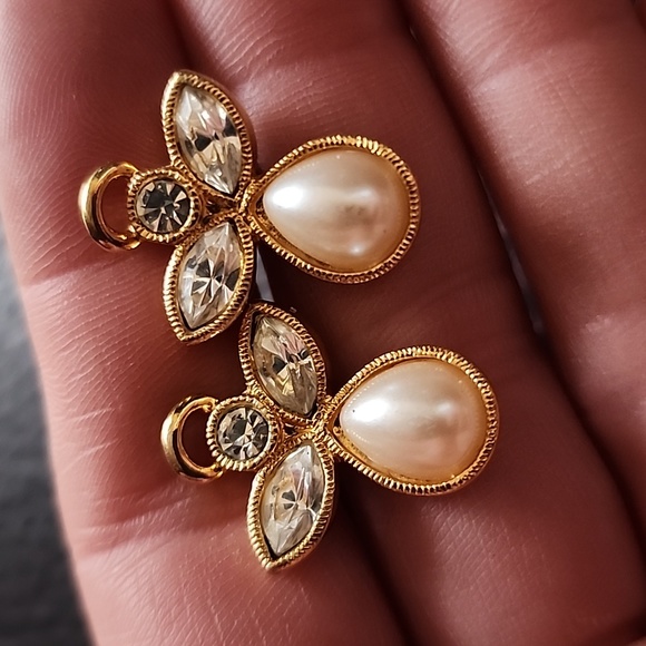 Avon Jewelry - Avon earrings